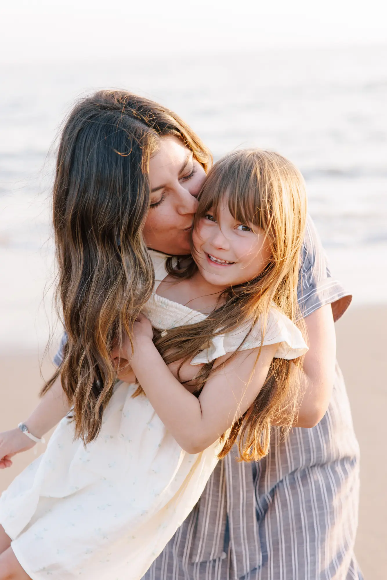 Family photography session in Puerto Vallarta by Evgenia Kostiaeva