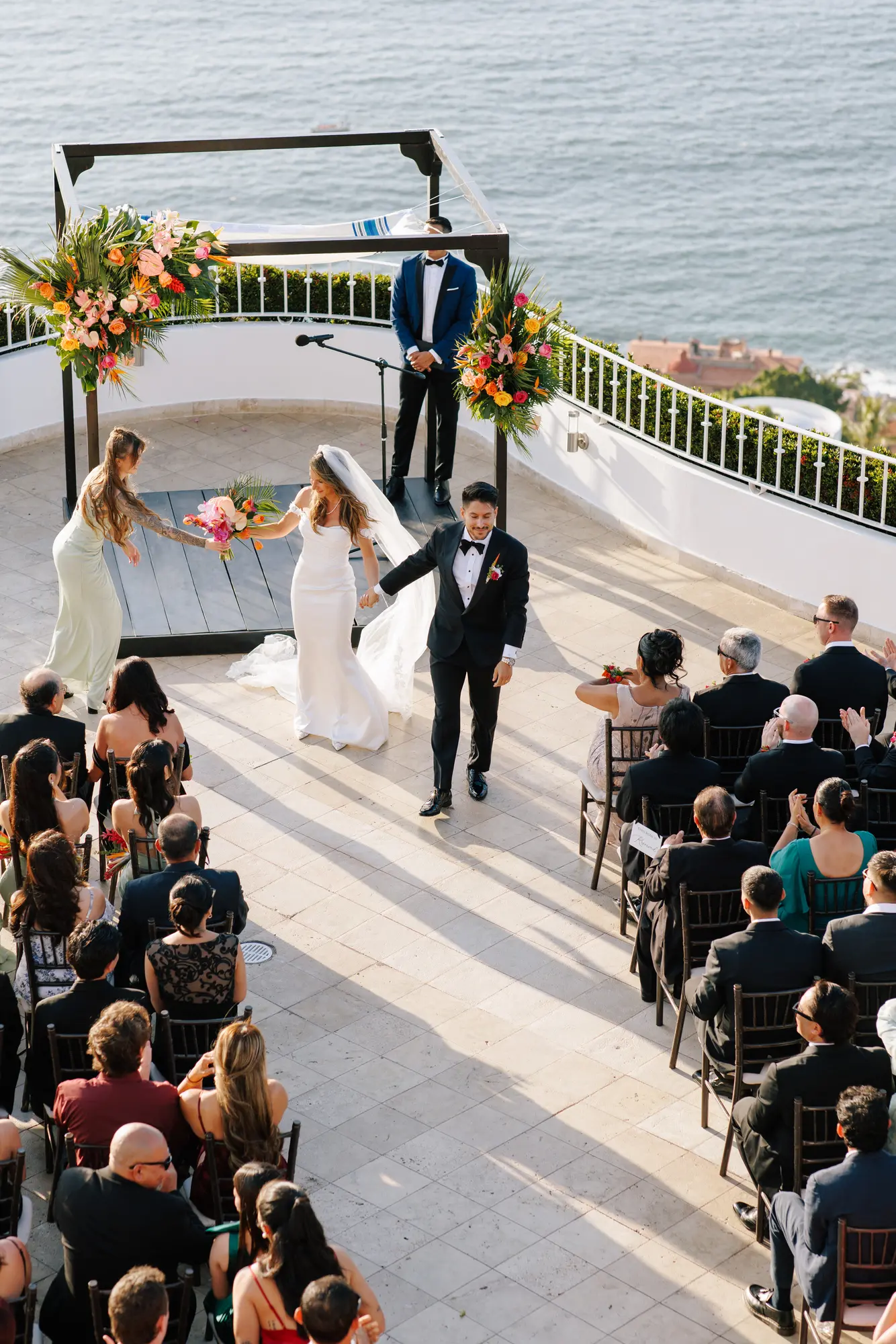 Natalie & Miguel Wedding Photographer in Puerto Vallarta — Photo 24 by Evgenia Kostiaeva