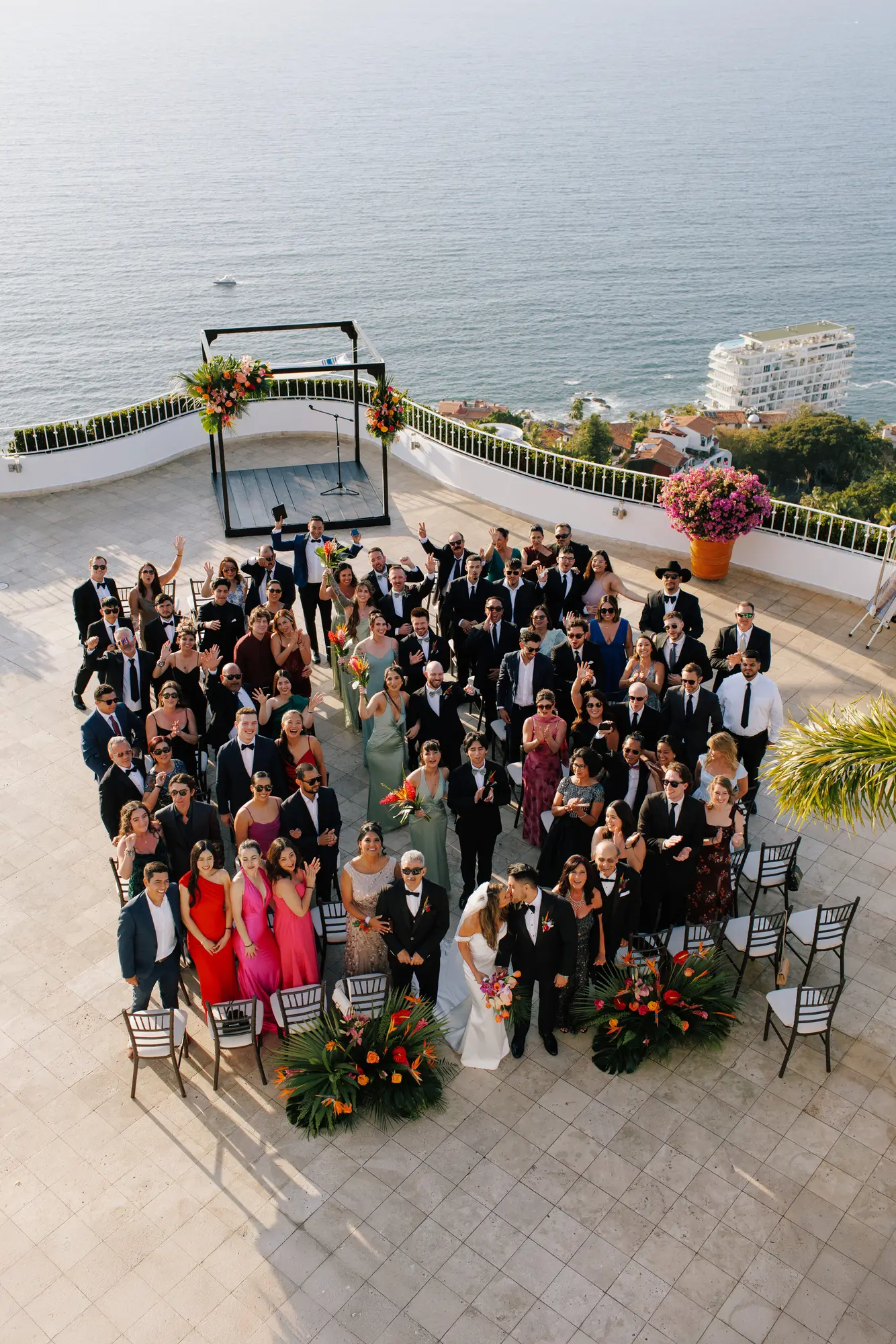 Natalie & Miguel Wedding Photographer in Puerto Vallarta — Photo 28 by Evgenia Kostiaeva