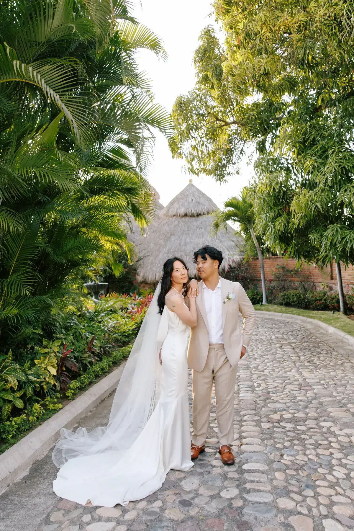 Grand Miramar Puerto Vallarta wedding — photo 43 by Evgenia Kostiaeva