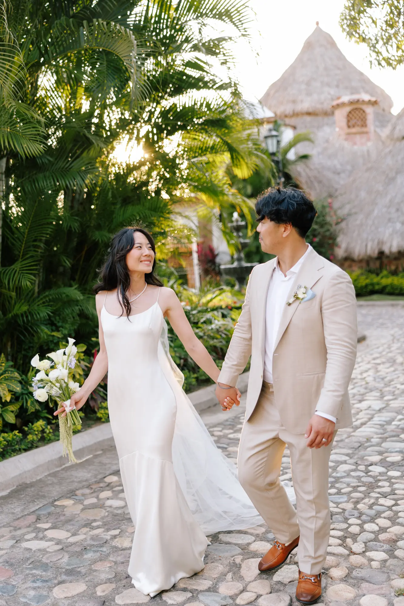 Grand Miramar Puerto Vallarta wedding — photo 45 by Evgenia Kostiaeva