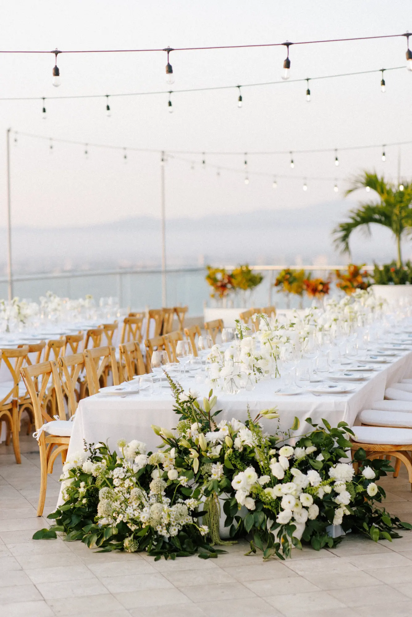 Grand Miramar Puerto Vallarta wedding — photo 49 by Evgenia Kostiaeva